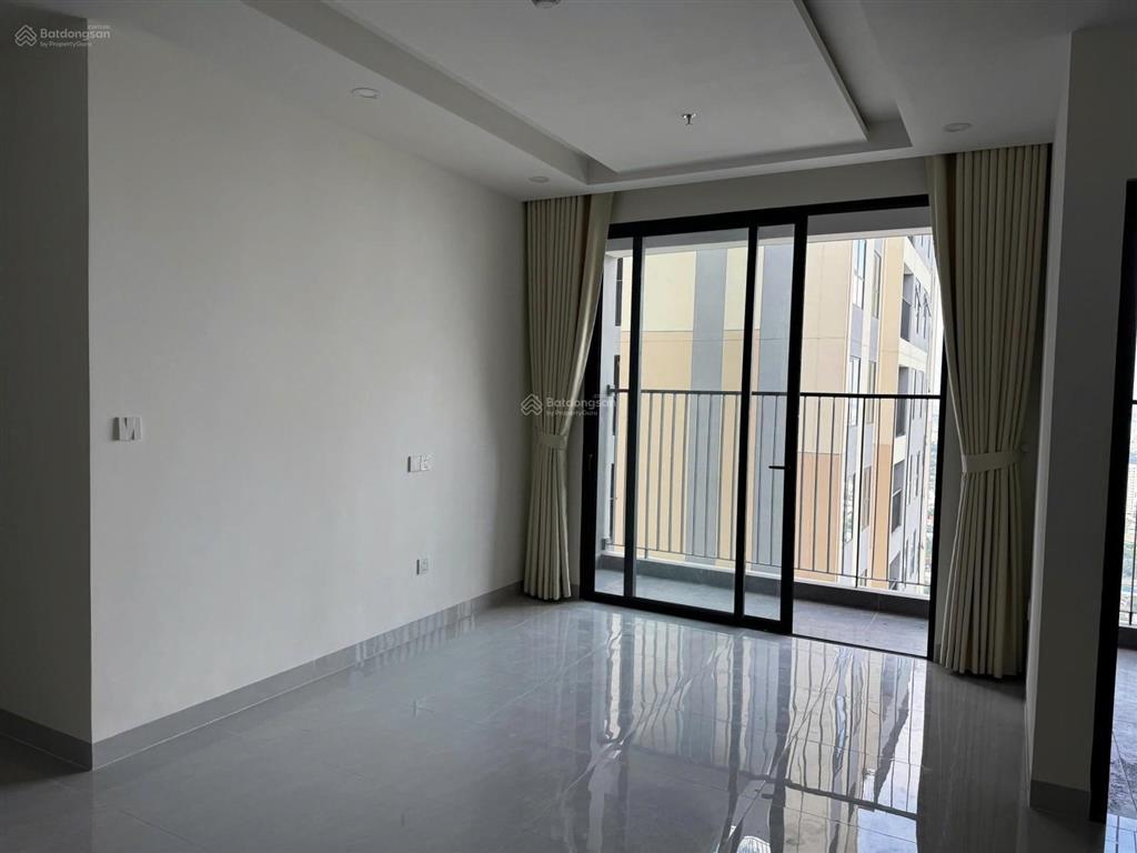 Cho thuê cc a&t sky garden, giá tốt 6,5 triệu, 73,5m2, 2pn, 2wc, bình dương có máy lạnh mới