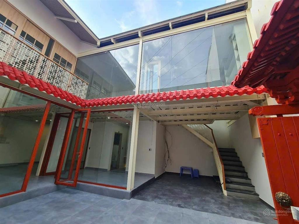 Cho thuê mbkd tầng trệt 70m2,1wc riêng, nguyễn thượng hiền,p1,gò vấp, giá 13tr/tháng.