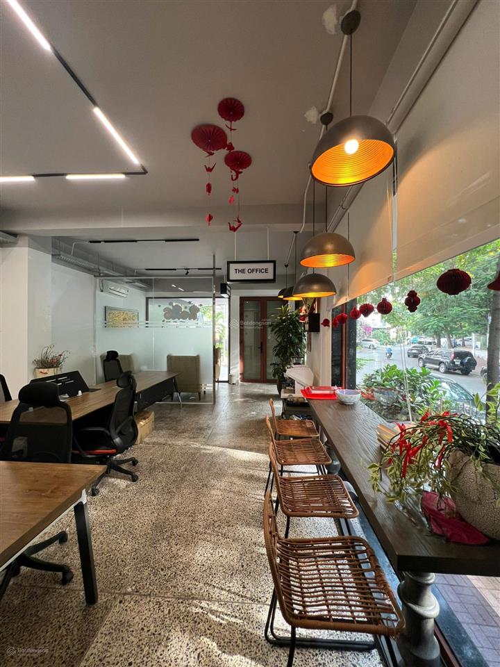 Cho thuê sàn vp tầng 1 và 2 của toà nhà mặt tiền đường số 11,an phú,q2,dtsd 200m2, giá 35tr/tháng.