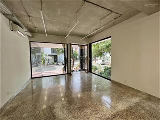Cho thuê sàn vp tầng 1 và 2 của toà nhà mặt tiền đường số 11,an phú,q2,dtsd 200m2, giá 35tr/tháng.