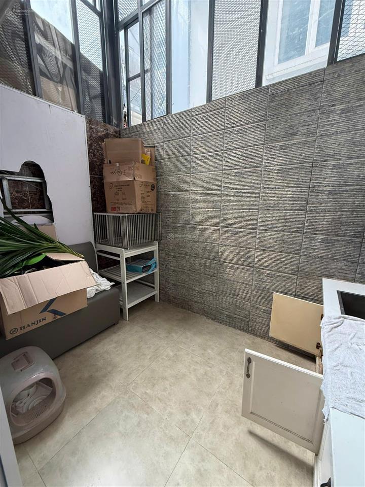 Chính chủ cho thuê căn hộ studio có bếp riêng đường cao triều phát