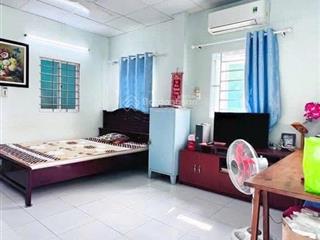 Bán nhà 3 tầng mặt tiền 1 sẹc ngang 5m gần nam long q7