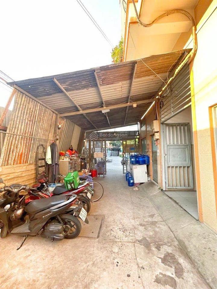 Bán lô đất trống hẻm 4.5m gần phú mỹ hưng q7.