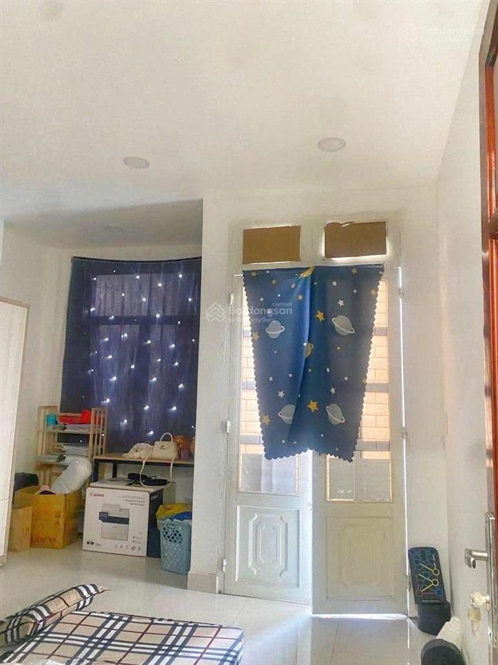 Cần bán nhanh nhà 2 tầng hxh thông 60m² q7 giá chỉ 7 tỷ 6.