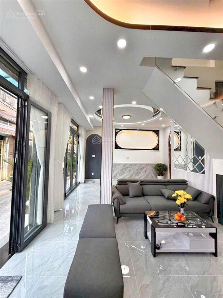 Bán nhà 4 tầng mt hẻm 6m ô tô ngủ trong nhà q7 42m² giá chỉ 9x tỷ