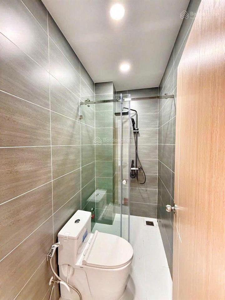 Bán nhà 4 tầng mt hẻm 6m ô tô ngủ trong nhà q7 42m² giá chỉ 9x tỷ