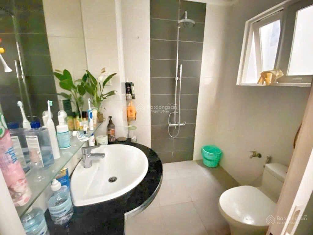 Nhà đẹp 3 tầng cách mặt tiền tân mỹ 100m 71m².