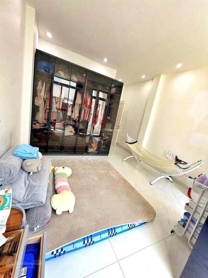 Nhà đẹp full nội thất vào ở ngay lâm văn bền, q7.