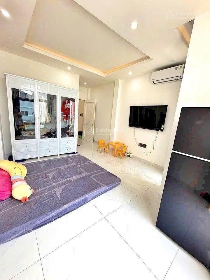 Nhà đẹp full nội thất vào ở ngay lâm văn bền, q7.