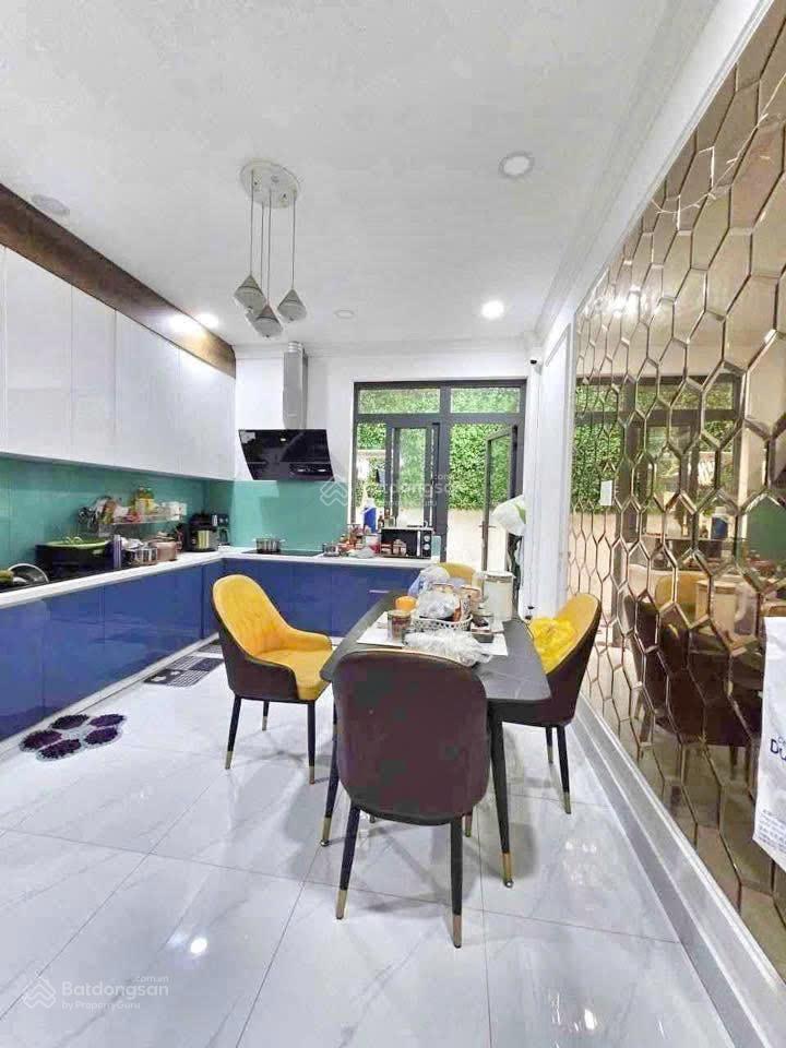 Nhà 4 tầng ngang 5m khu dân cư đồng bộ q7
