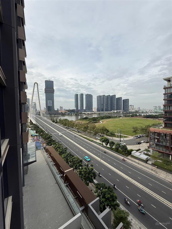 Bán nhanh 2pn opera 23,5tỷ giá tốt thị trường view sông cầu bason