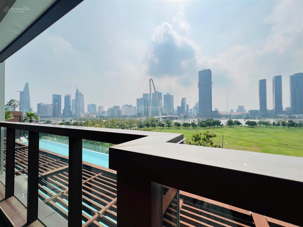 Căn hiếm the galleria  bán nhanh căn 4pn giá tốt view trực diện sông quận 1