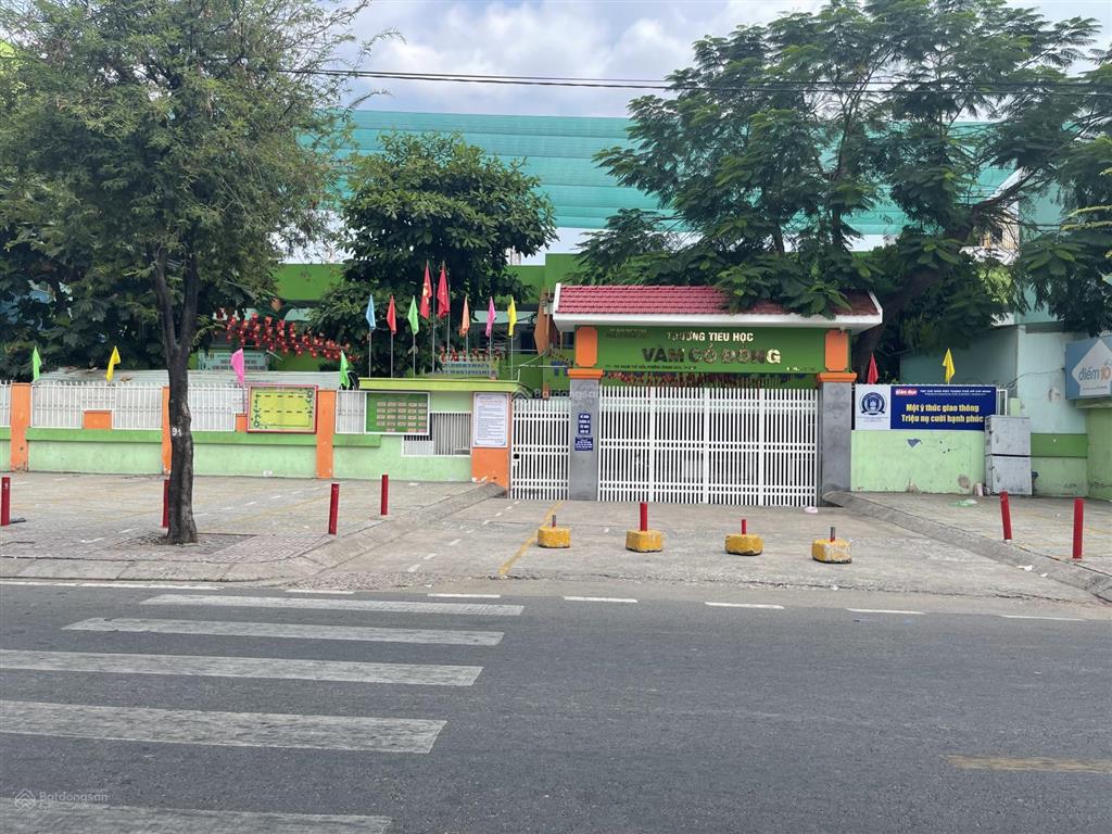 Nhà xây 4 tầng, đường phạm thế hiển, quận 8, diện tích 70m2, nở hậu, chỉ 7 tỷ xxx