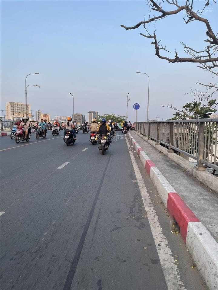 Nhà xây 4 tầng, đường phạm thế hiển, quận 8, diện tích 70m2, nở hậu, chỉ 7 tỷ xxx
