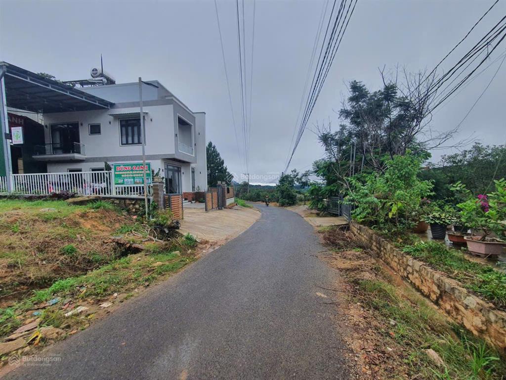 Đất đà lạt ngang 12m full thổ chỉ 8,8tr/m2, sổ hồng riêng