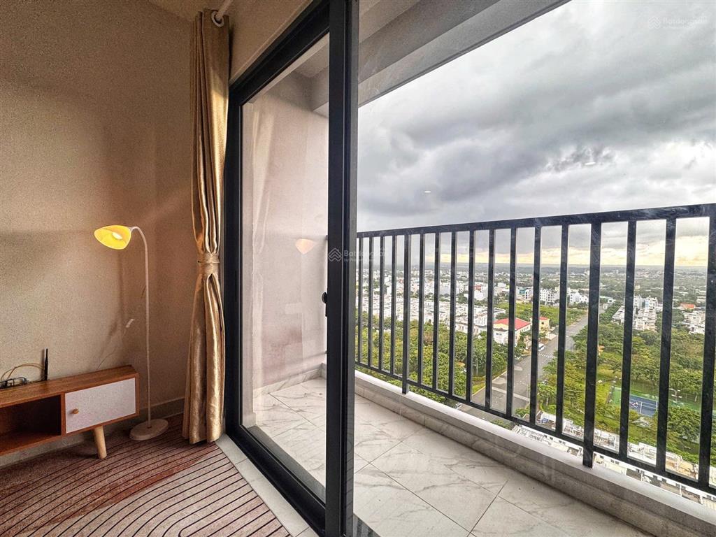 Chủ nhà cần bán lovera vista 2pn 2wc full nội thất giá 3 tỷ 3 đang có hđ thuê