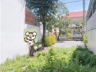 Chính chủ bán đất kdc đặng huỳnh  đối diện cổng mẫu giáo tân kim