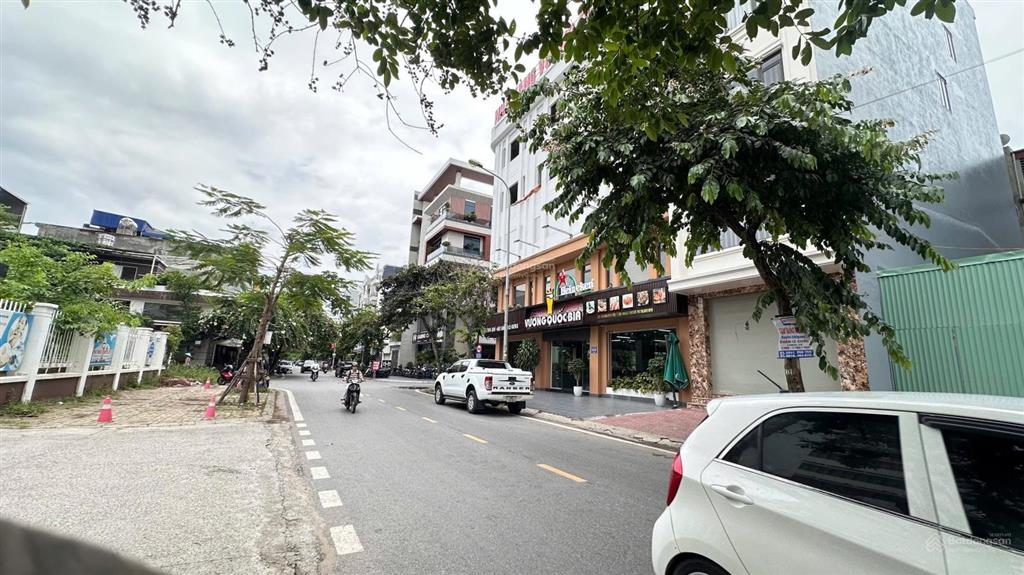 Bán gấp lô đất ở nguyễn tất tố  quán nam. vị trí siêu vip