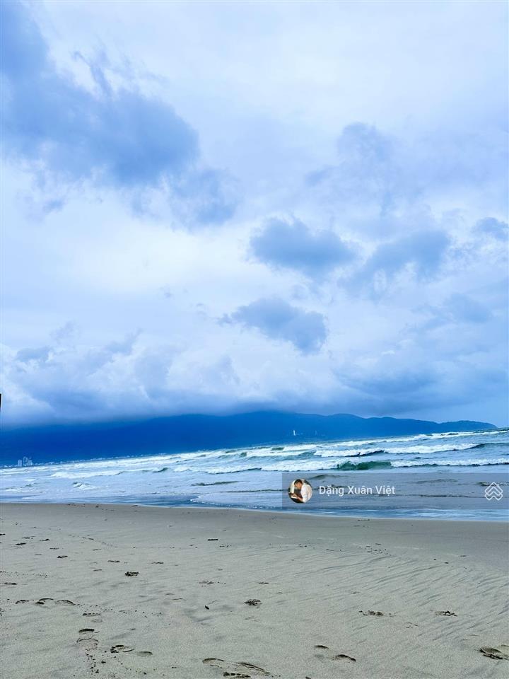 Chào bán 3 lô đất đẹp, mặt tiền đường nguyễn huy chương, vị trí rất đẹp, cách bờ biển 50m, sơn trà