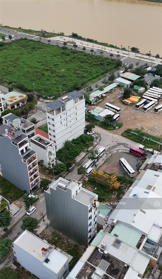 Lô góc ngã 4 doãn khuê  đỗ pháp thuận, sát sông, cạnh dự án tòa tháp 69 tầng cao nhất miền trung.