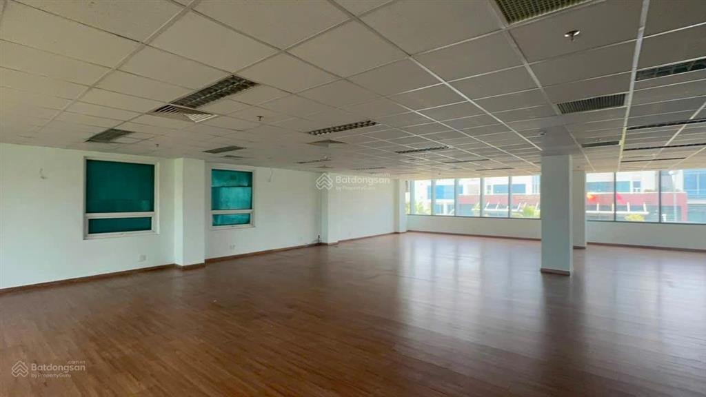 Giá tốt cuối năm  văn phòng xvnt, diện tích 240m2 chỉ 54,545 triệu/tháng