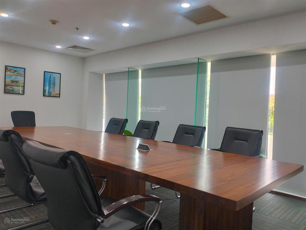 Giá tốt cuối năm  văn phòng xvnt, diện tích 240m2 chỉ 54,545 triệu/tháng