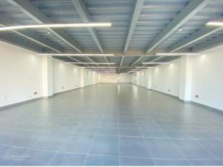 Cho thuê văn phòng đường nguyễn hữu thọ  280m2