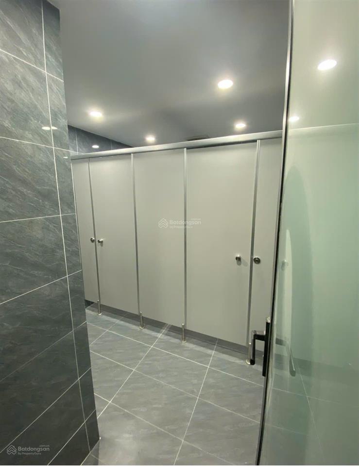 Cho thuê văn phòng đường nguyễn hữu thọ  280m2