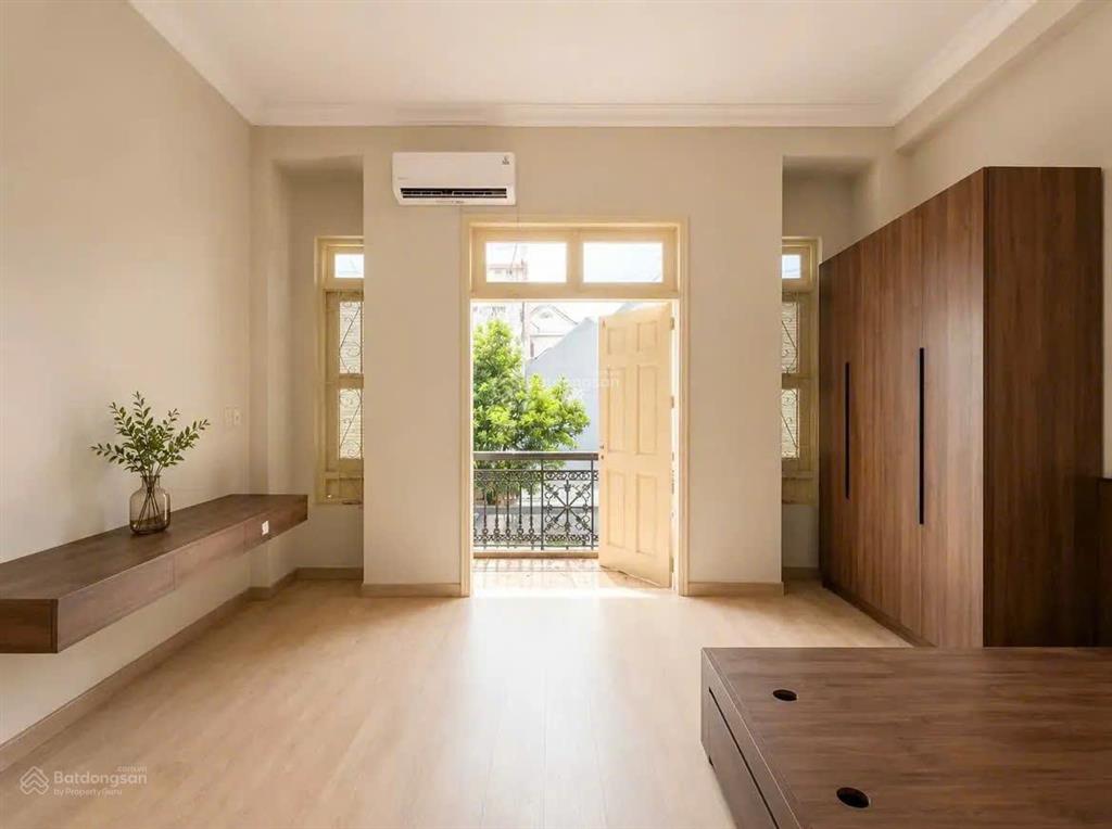 New 100% ** phòng ban công tách bếp đặng thùy trâm, 35m2, 5,9 triệu,  ngay kaity 0989 785 ***