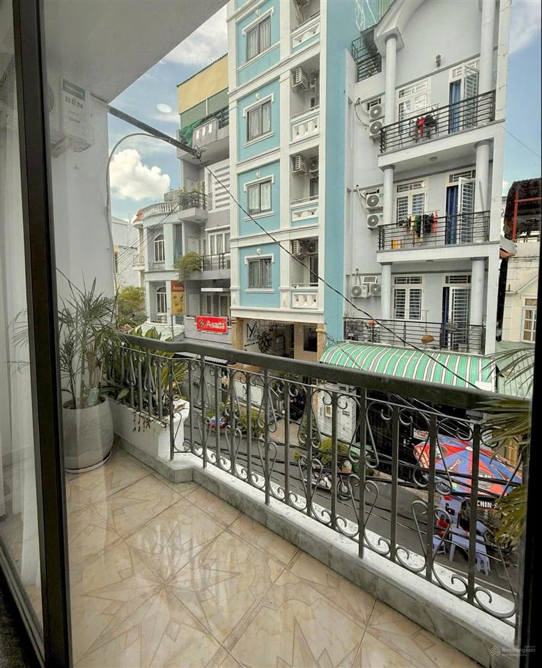 Phòng ban công tại điện biên phủ  tách bếp mới 100%  gần đh hutech, ga metro