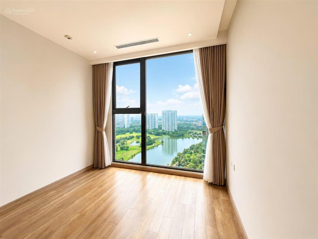 Chính chủ bán căn 3pn view hồ  sân golf đẹp hiếm tại landmark onsen ecopark