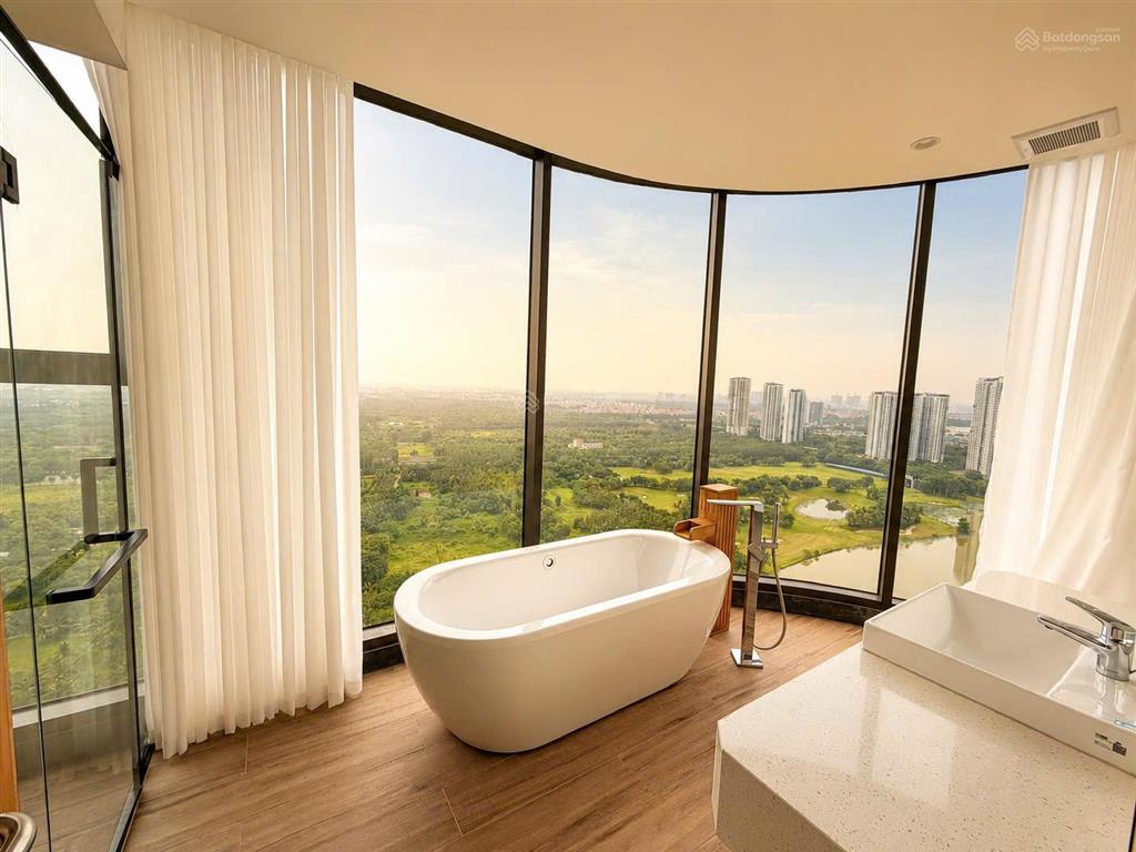 Chính chủ bán căn 3pn view hồ  sân golf đẹp hiếm tại landmark onsen ecopark
