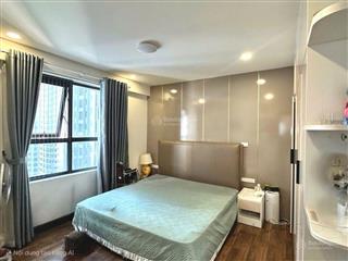 Nhà , liễu giai  6 tầng thang máy  ô tô vào nhà 58m2.