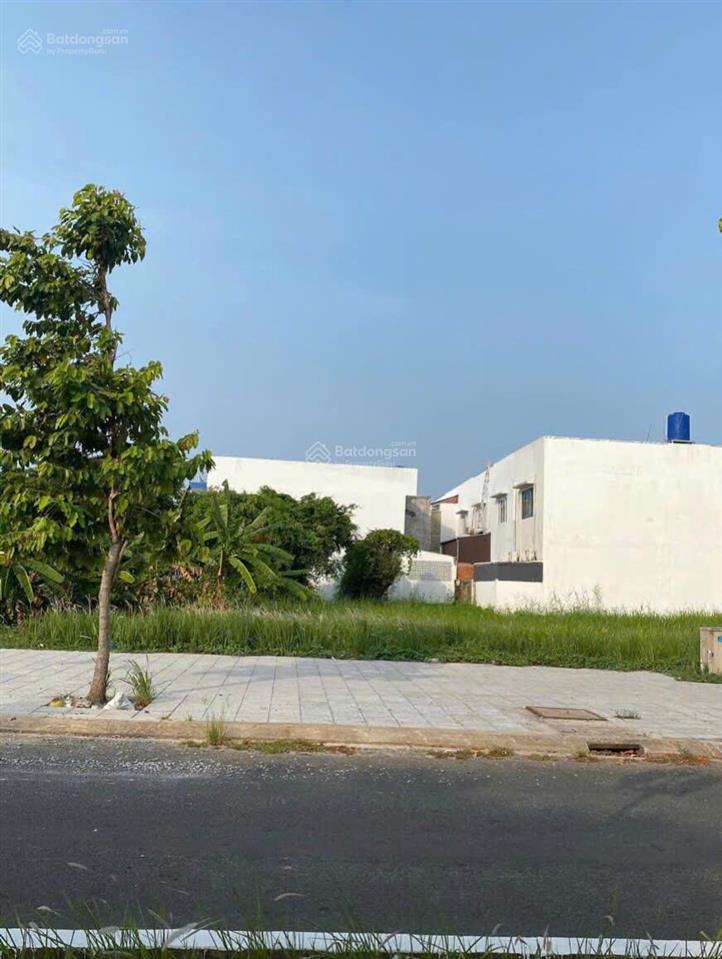 Chính chủ cho thuê đất góc 3 mặt tiền đường tôn đức thắng