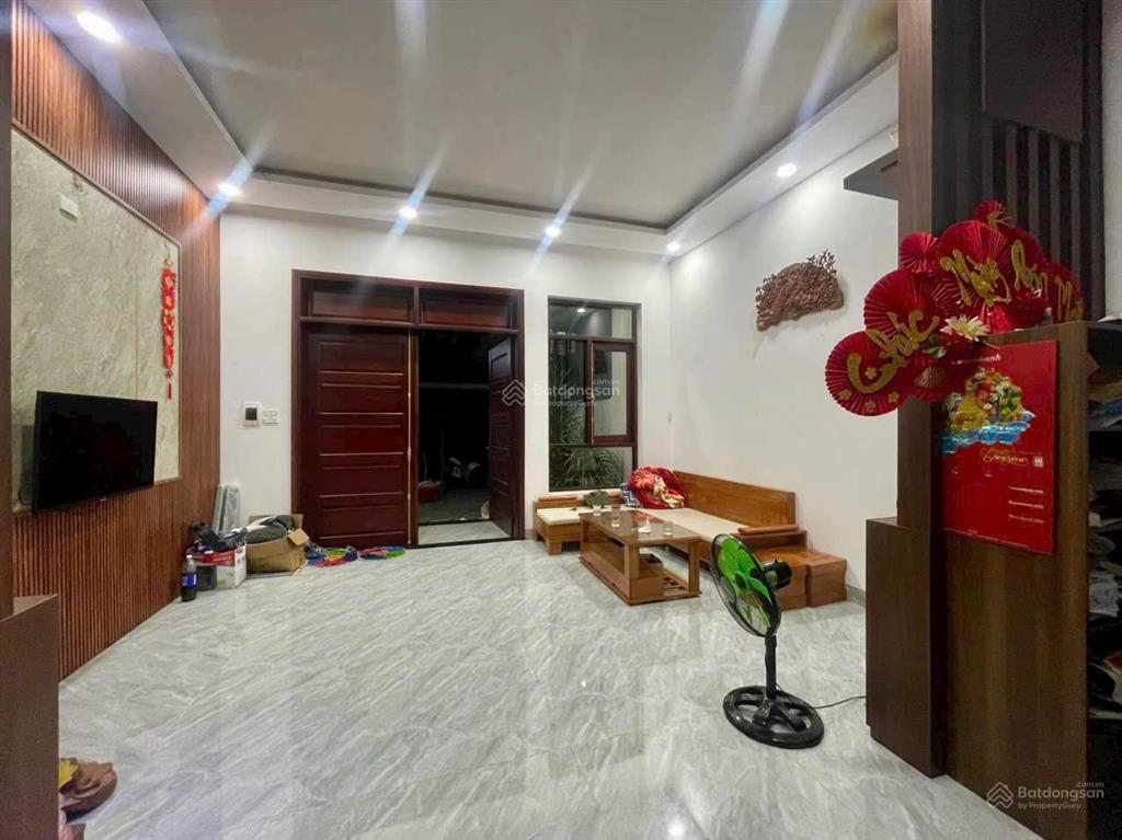 Nhà đẹp sổ hồng riêng có sân ô tô 2 tỷ 1 tổ dân phố hà tây 2, phường điện bàn bắc, tp.