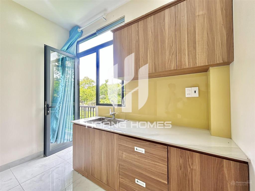 Cho thuê 1 phòng ngủ rộng cực thoáng full nội thất  gần đại học umt cát lái q2