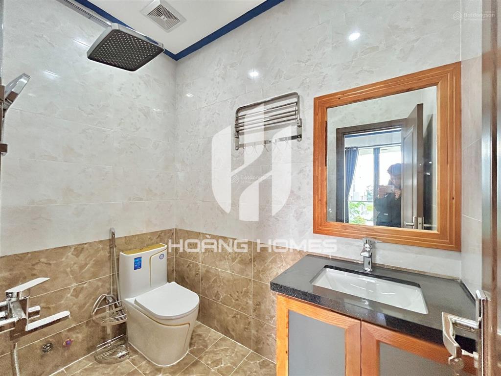 Phòng mới tinh & đầy đủ tiện nghi, ban công rộng thoáng  cát lái quận 2