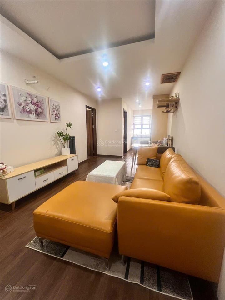Bán nhanh căn 2 phòng ngủ 2vs 56m2 tòa the vesta hà đông  sổ hồng giá 3.x tỷ