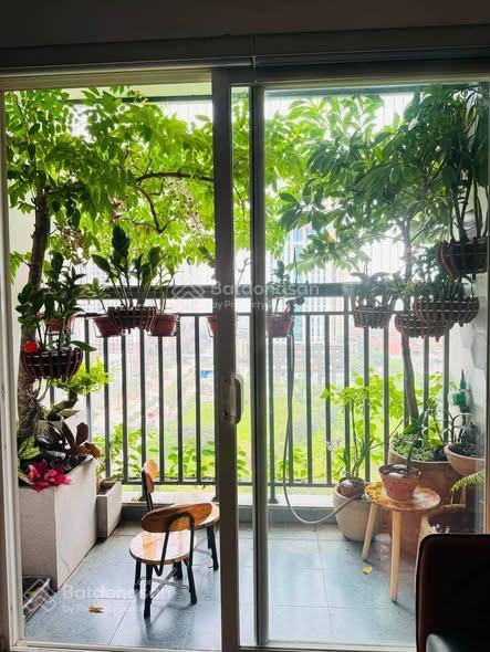 Chính chủ gửi bán căn hộ chung cư 75 m2  3pn, 2wc, sổ hồng chính chủ, tại tòa a anland premium, an