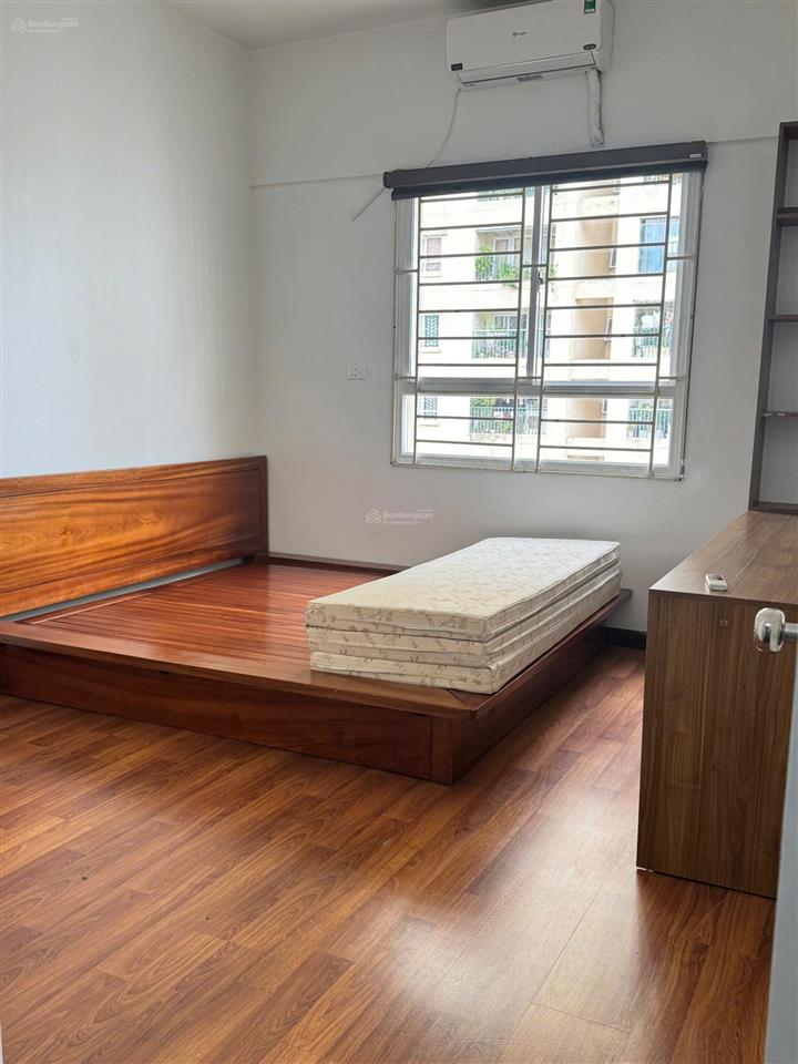 Bán căn hộ 60m kđt văn khê  2 ngủ sổ hồng  3,99 tỷ còn thương lượng