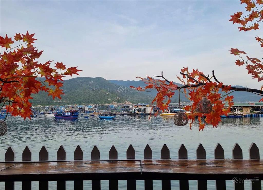 Em nguyệt nha trang cần bán homestay view đảo bình hưng  khai thác ngay dòng tiền, 425,6m2, 28 tỷ