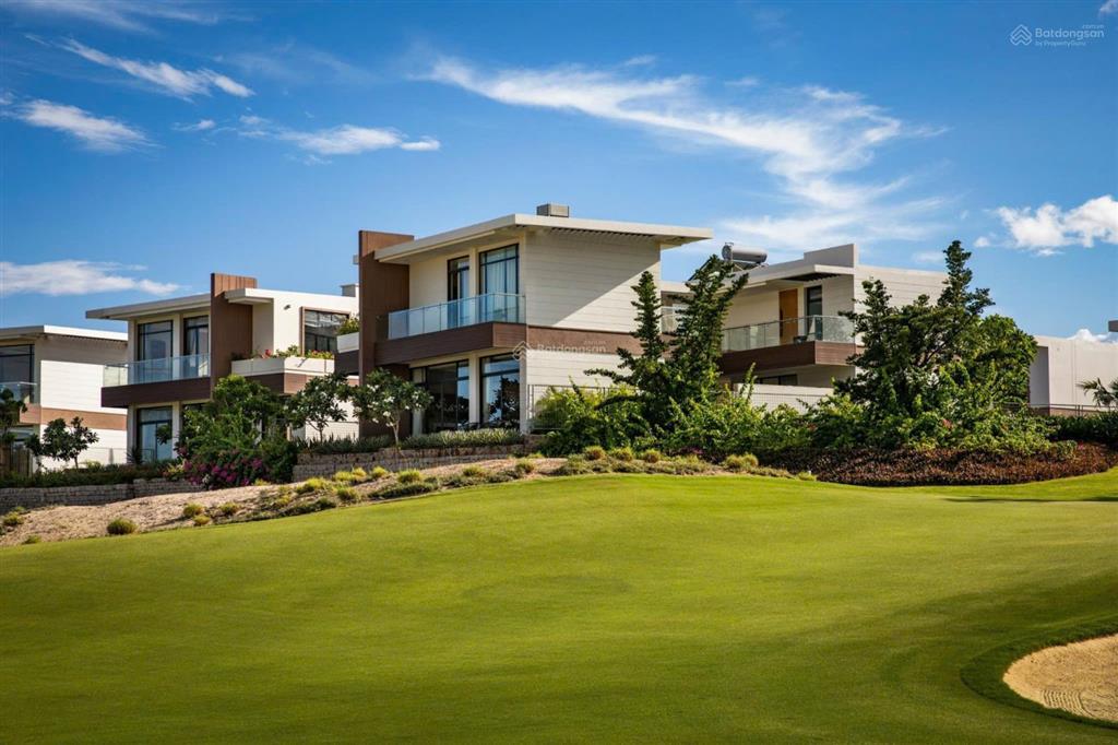 Em nguyệt nha trang cần bán biệt thự caraworld cam ranh bãi dài view sân golf, sổ đỏ hoàn công