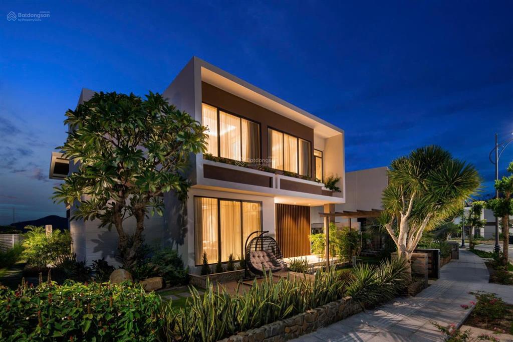 Em nguyệt nha trang cần bán biệt thự caraworld cam ranh bãi dài view sân golf, sổ đỏ hoàn công