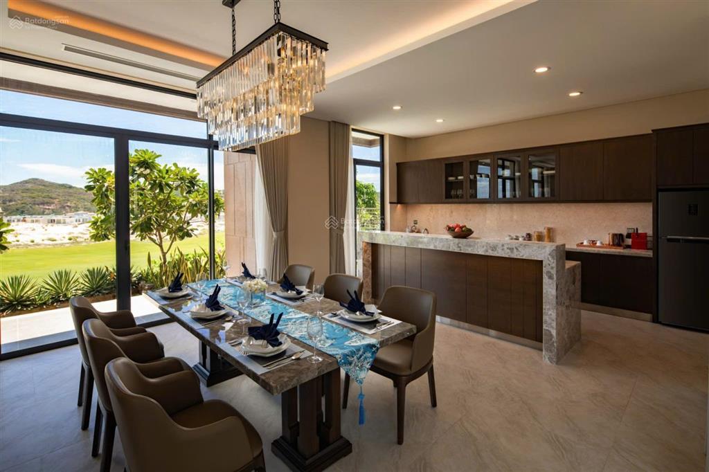 Em nguyệt nha trang cần bán biệt thự caraworld cam ranh bãi dài view sân golf, sổ đỏ hoàn công