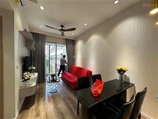 Bán căn golden mansion novaland khu sân bay 49m2 2 phòng ngủ 4,88 tỷ có đầy đủ nội thất view hồ bơi