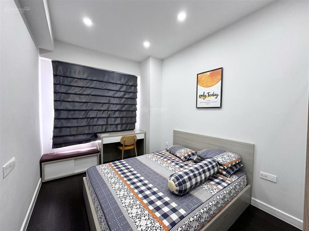 Cho thuê căn hộ golden mansion 2 phòng ngủ novaland khu sân bay 75m2 16 triệu có nội thất thoáng