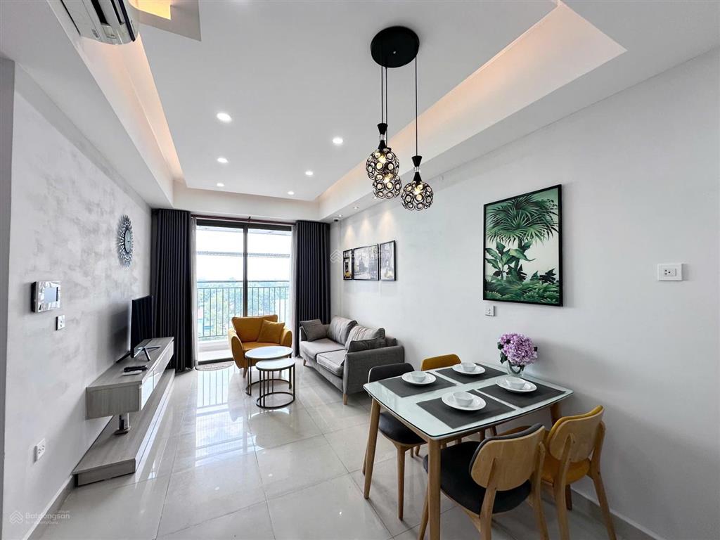 Cho thuê căn hộ golden mansion 2 phòng ngủ novaland khu sân bay 75m2 16 triệu có nội thất thoáng