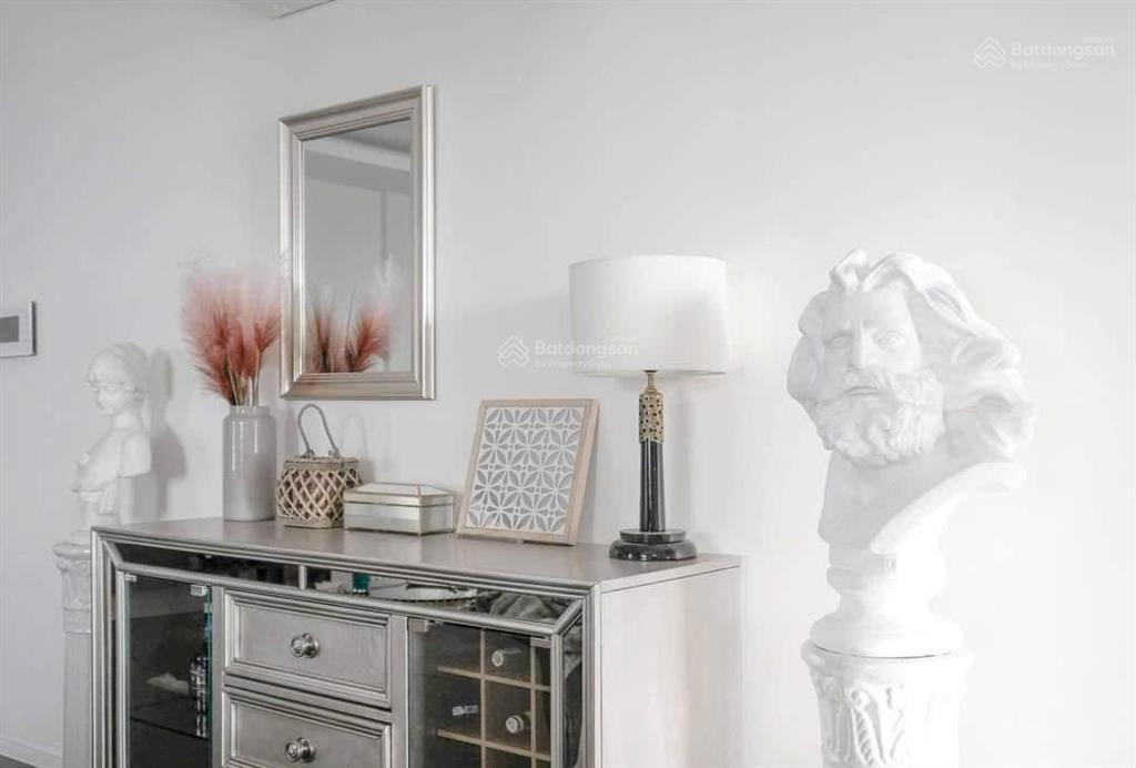 Bán căn hộ góc đầy đủ 3 phòng golden mansion novaland khu sân bay 99m2 8.16 tỷ sắp có sổ hồng