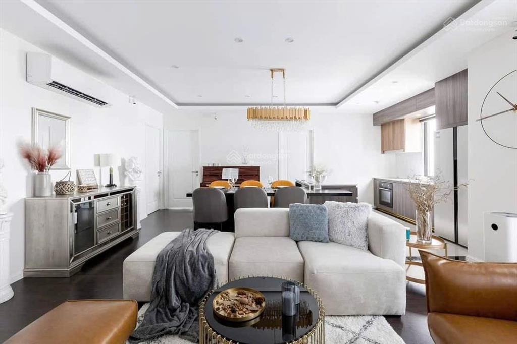 Bán căn hộ góc đầy đủ 3 phòng golden mansion novaland khu sân bay 99m2 8.16 tỷ sắp có sổ hồng