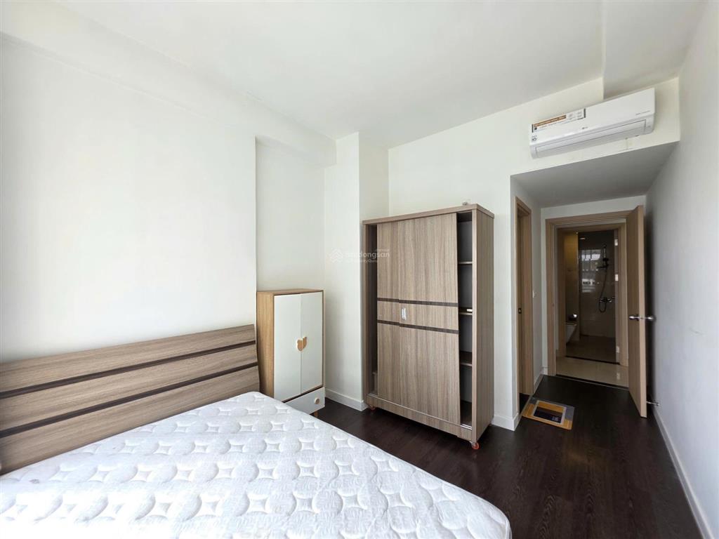 Bán căn 5.9 tỷ novaland golden mansion gần sân bay 69m2 đầy đủ nội thất tầng cao thoáng mát